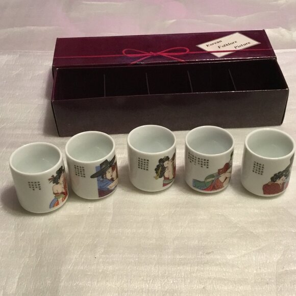 Set of 5 Korean Folklore Pictures Sake Cups, Shot Glasses or ceramic tea cups - Picture 3 of 5
